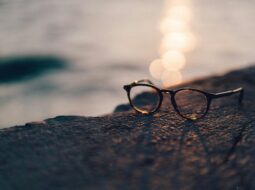 The Evolution of Eyeglasses From Ancient Tools to Modern Fashion